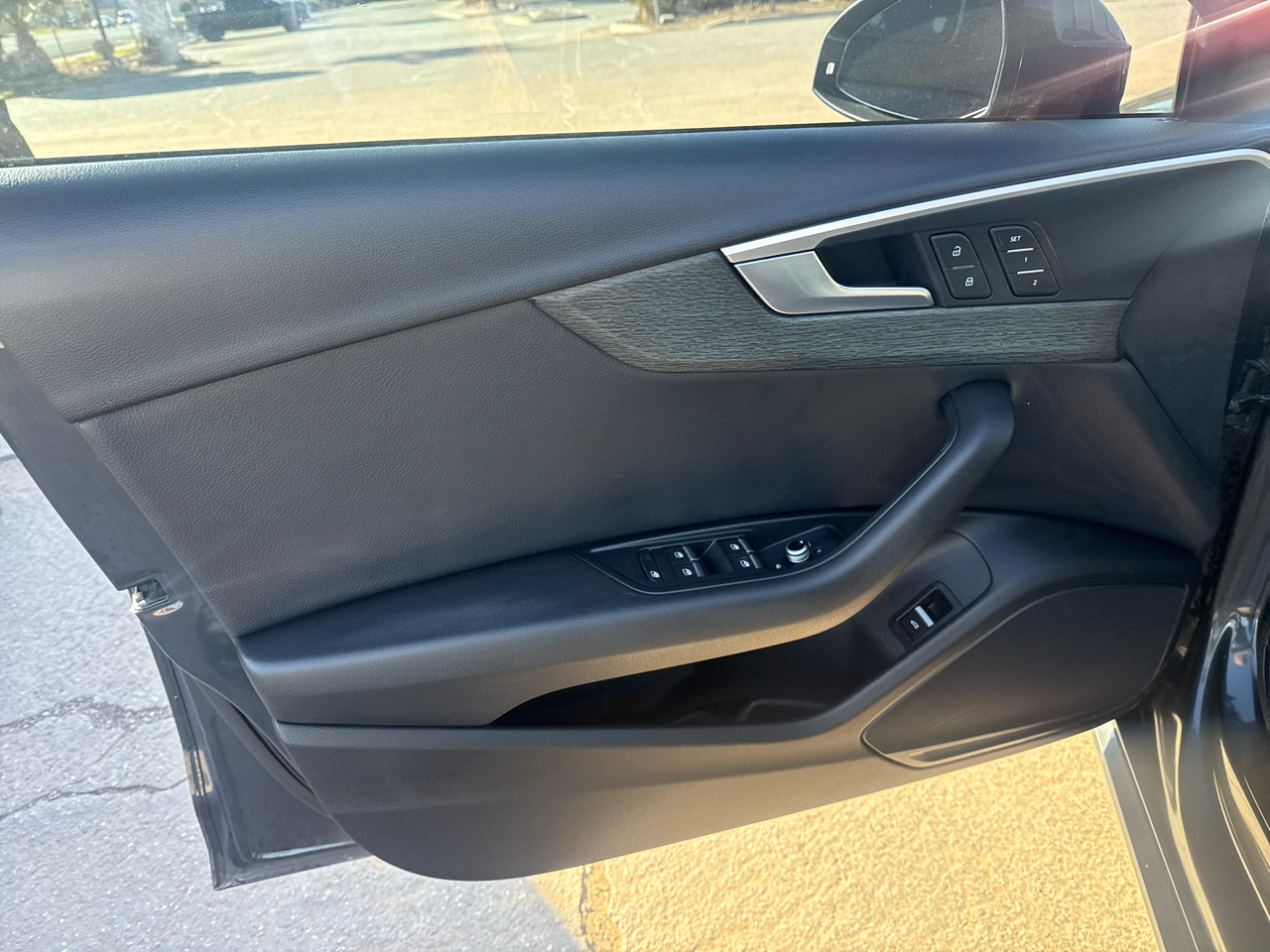 Audi A4 2.0 TFSI ultra Premium S Tronic FWD 2017