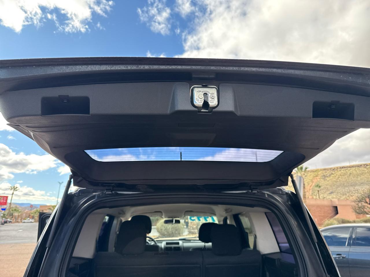 Dodge Nitro SE 2WD 2010