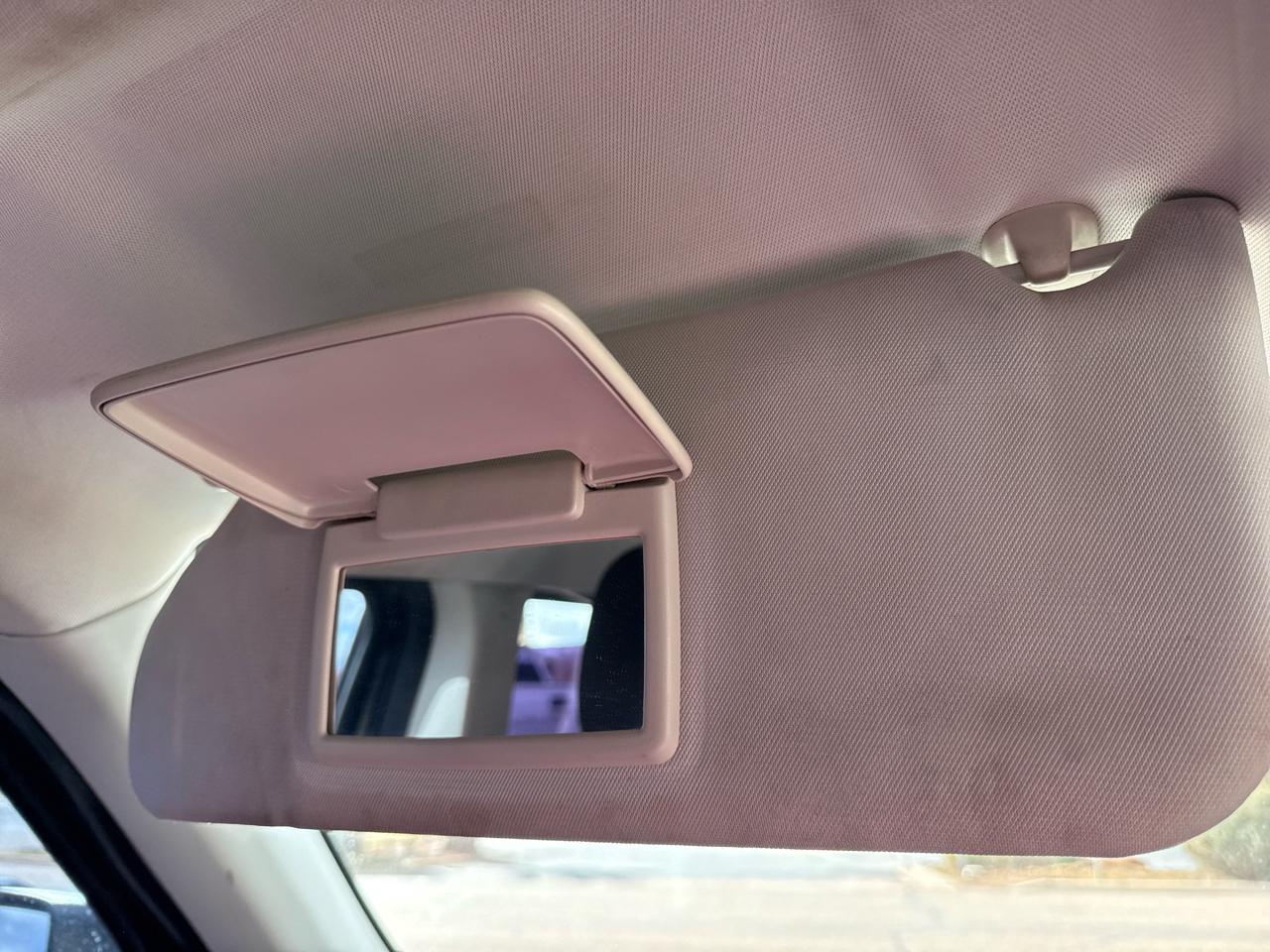 Dodge Nitro SE 2WD 2010