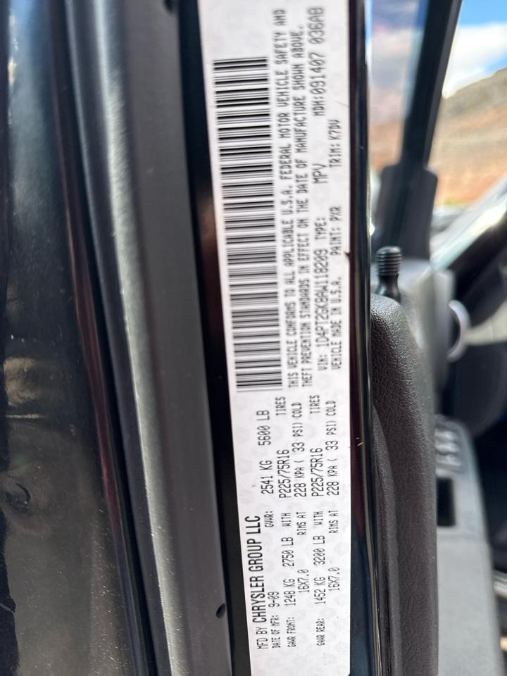 Dodge Nitro SE 2WD 2010