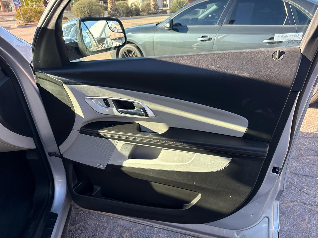 Chevrolet Equinox LTZ 2WD 2012