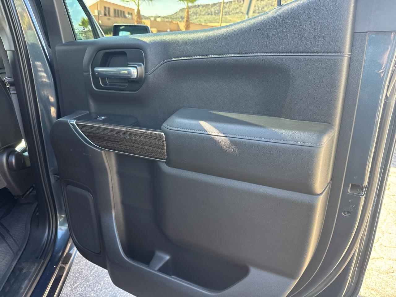 Chevrolet Silverado 1500 LT Trail Boss Crew Cab 4WD 2019