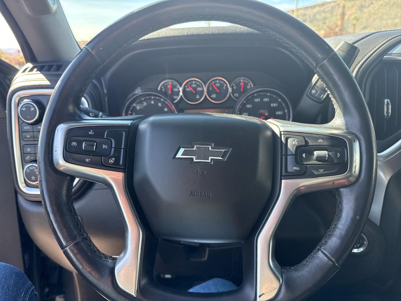 Chevrolet Silverado 1500 LT Trail Boss Crew Cab 4WD 2019