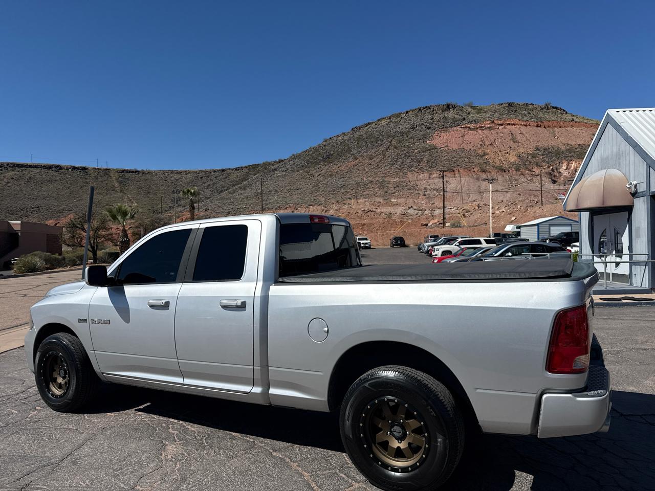 Dodge Ram 1500 SLT Quad Cab 2WD 2009