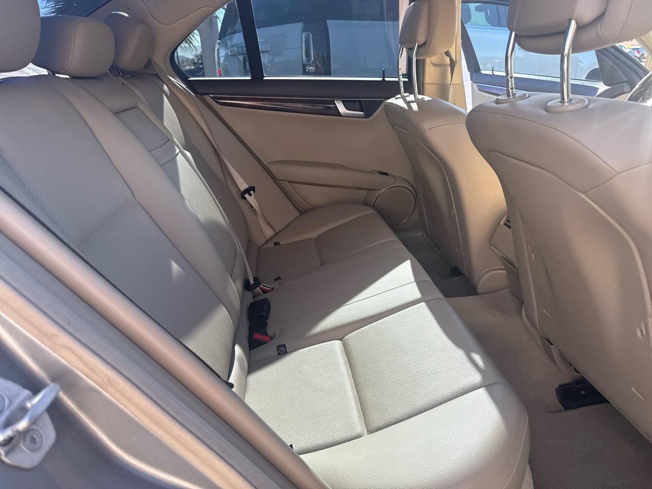 Mercedes-Benz C-Class C300 4MATIC Sport Sedan 2013