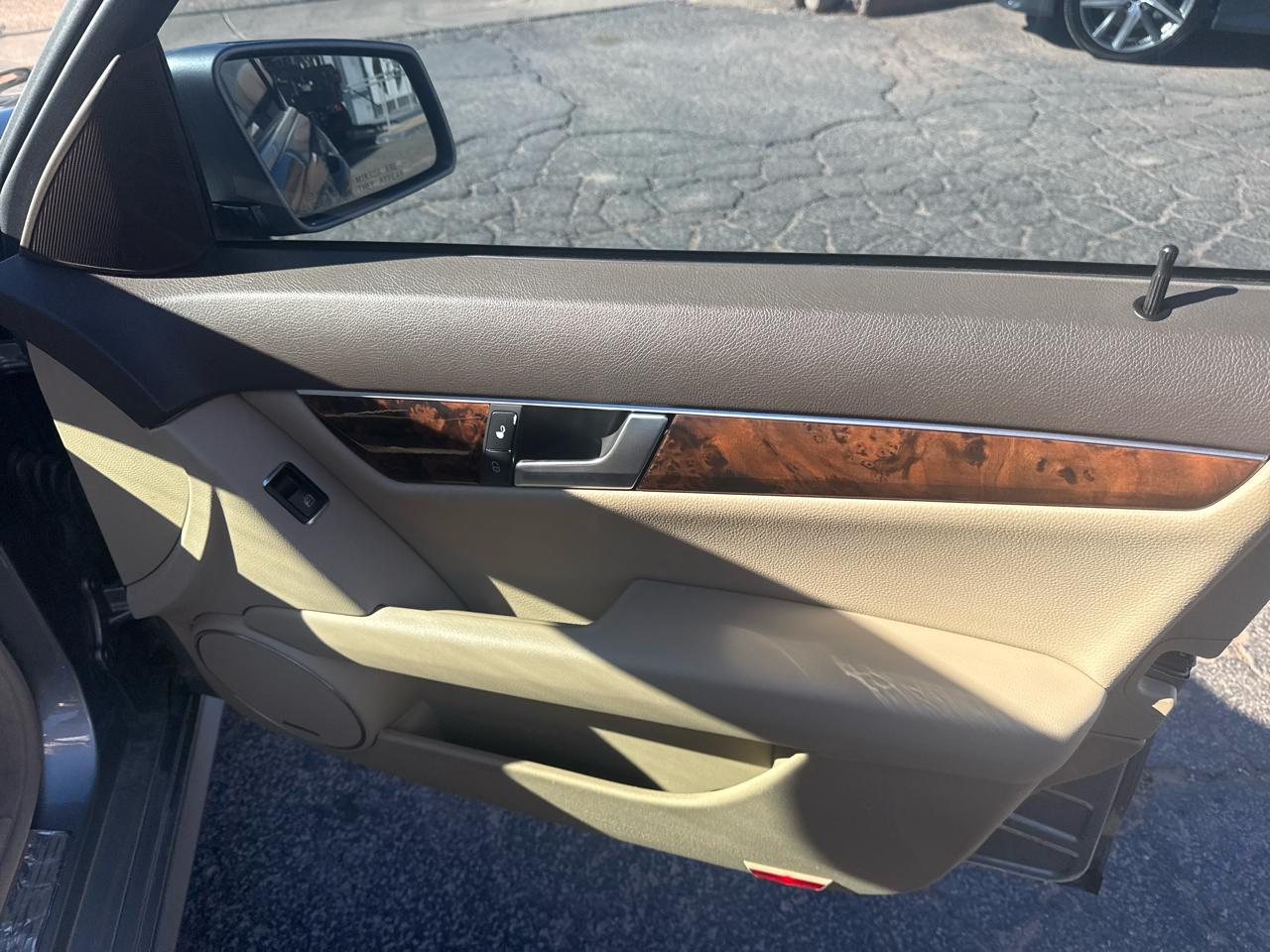 Mercedes-Benz C-Class C300 4MATIC Sport Sedan 2013