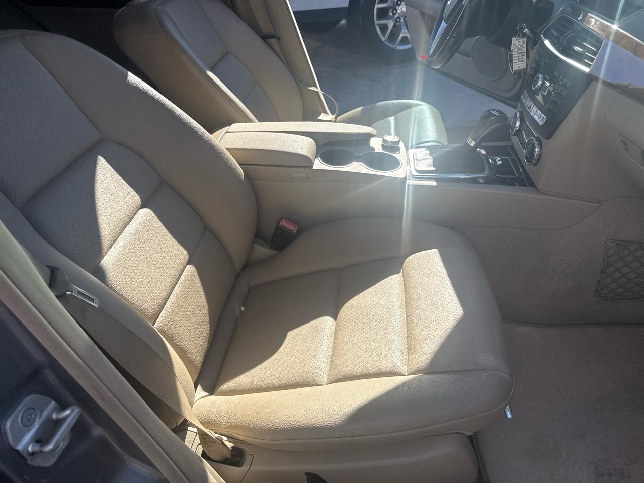 Mercedes-Benz C-Class C300 4MATIC Sport Sedan 2013