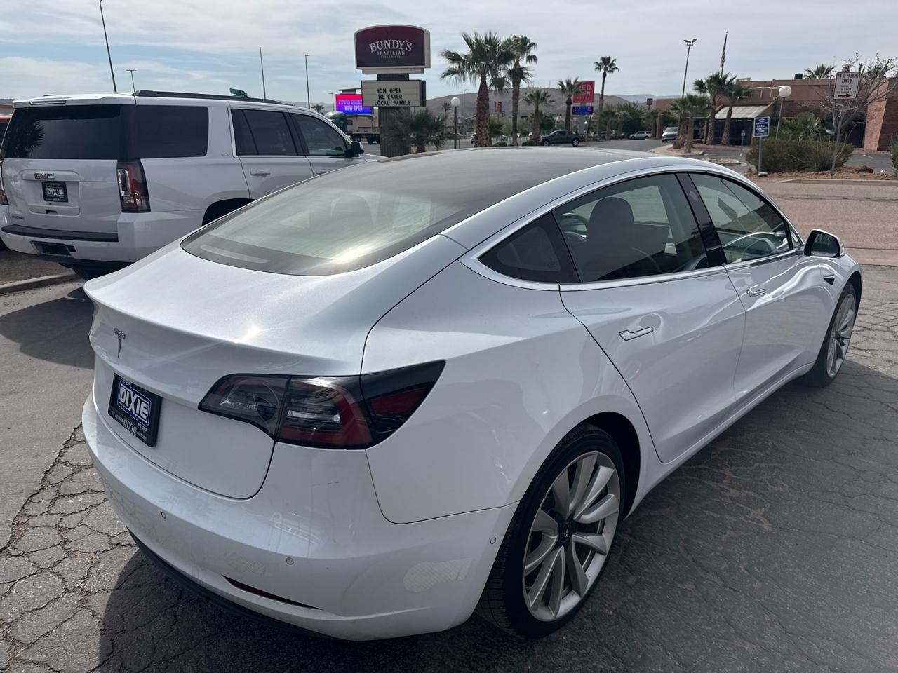 Tesla Model 3 Mid Range 2019