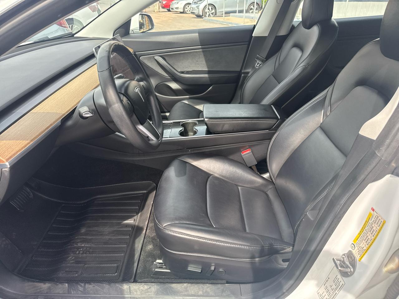 Tesla Model 3 Mid Range 2019