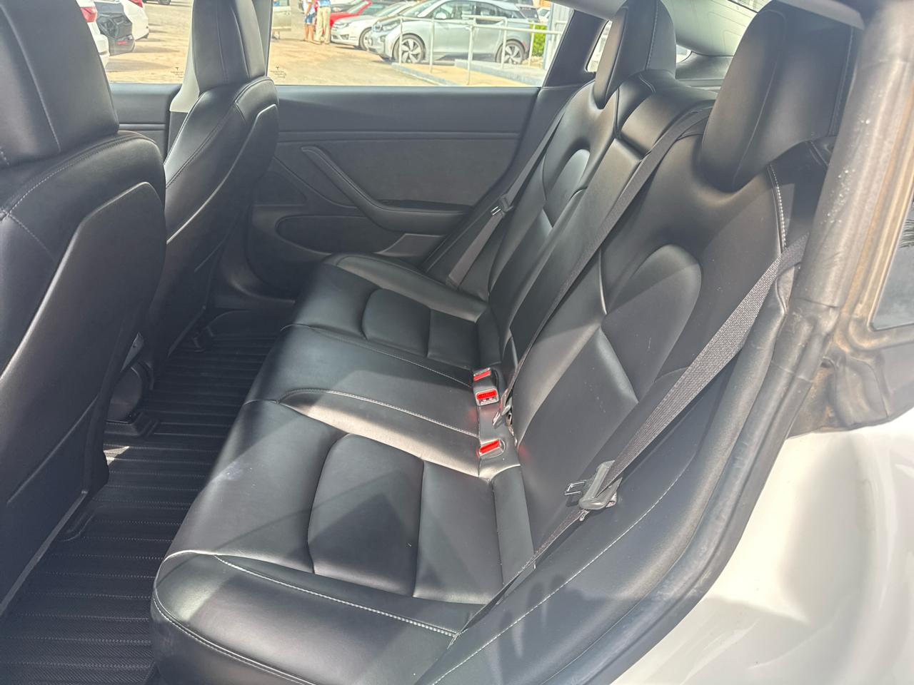 Tesla Model 3 Mid Range 2019