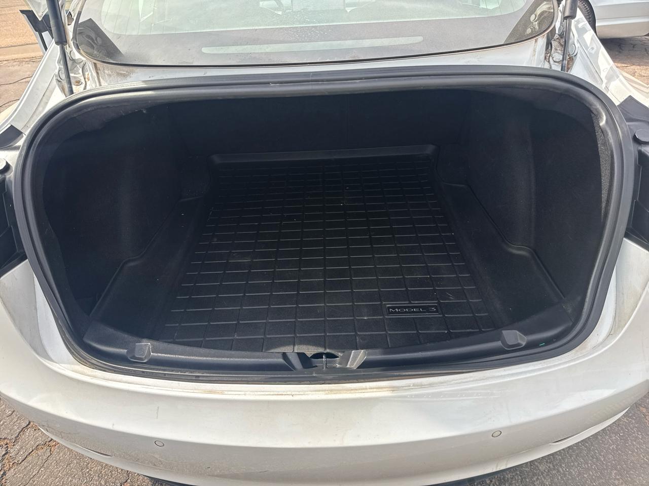 Tesla Model 3 Mid Range 2019