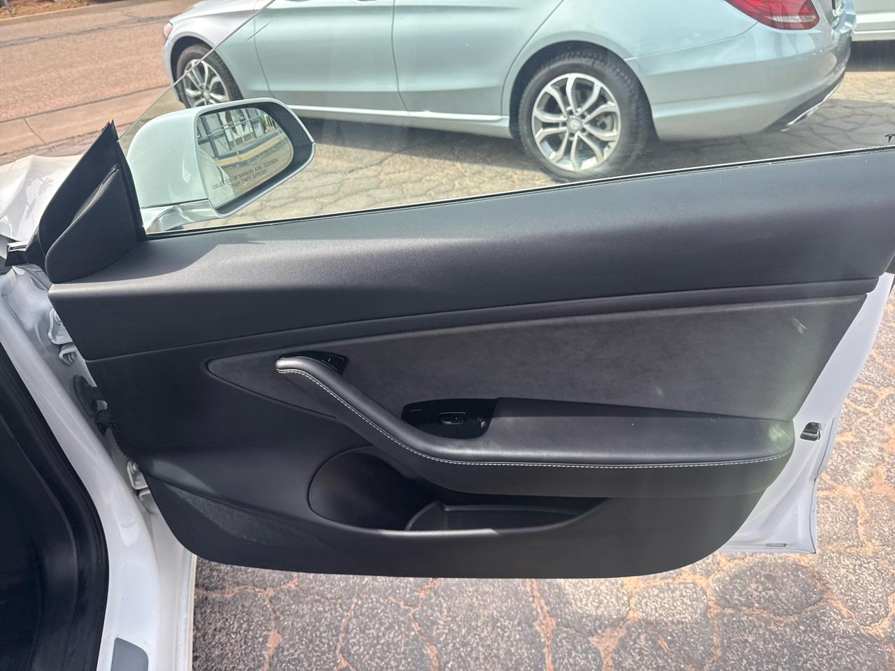 Tesla Model 3 Mid Range 2019