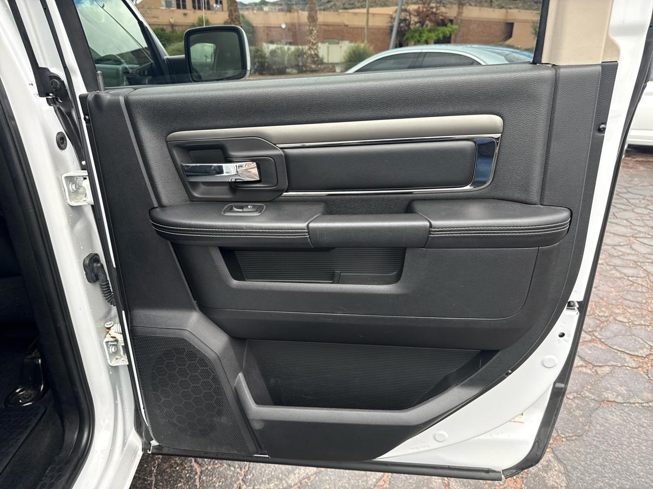 RAM 1500 Sport Crew Cab SWB 4WD 2013