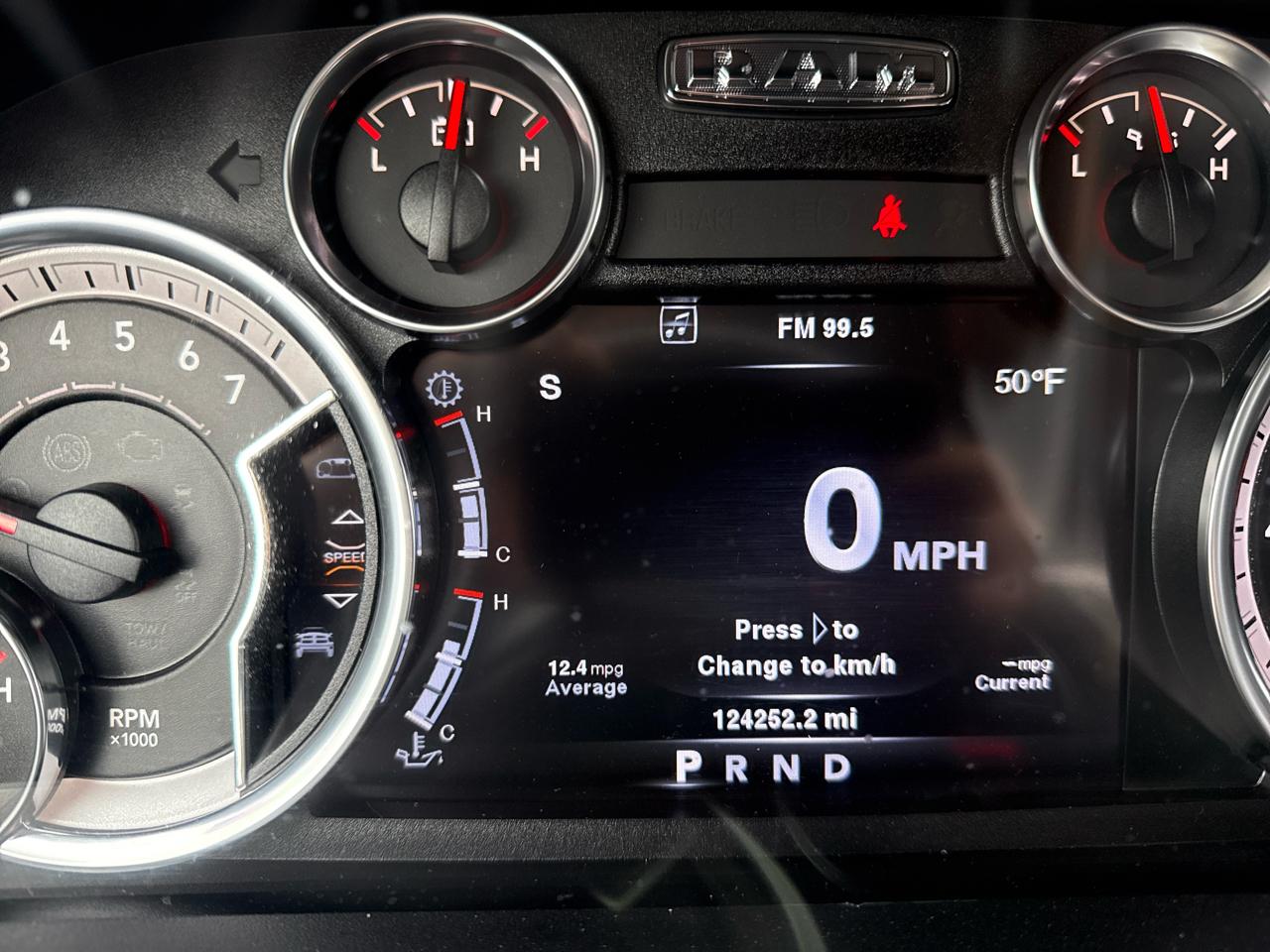 RAM 1500 Sport Crew Cab SWB 4WD 2013