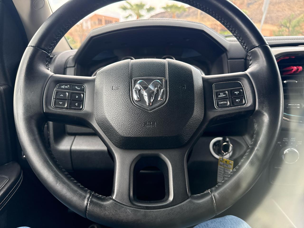 RAM 1500 Sport Crew Cab SWB 4WD 2013