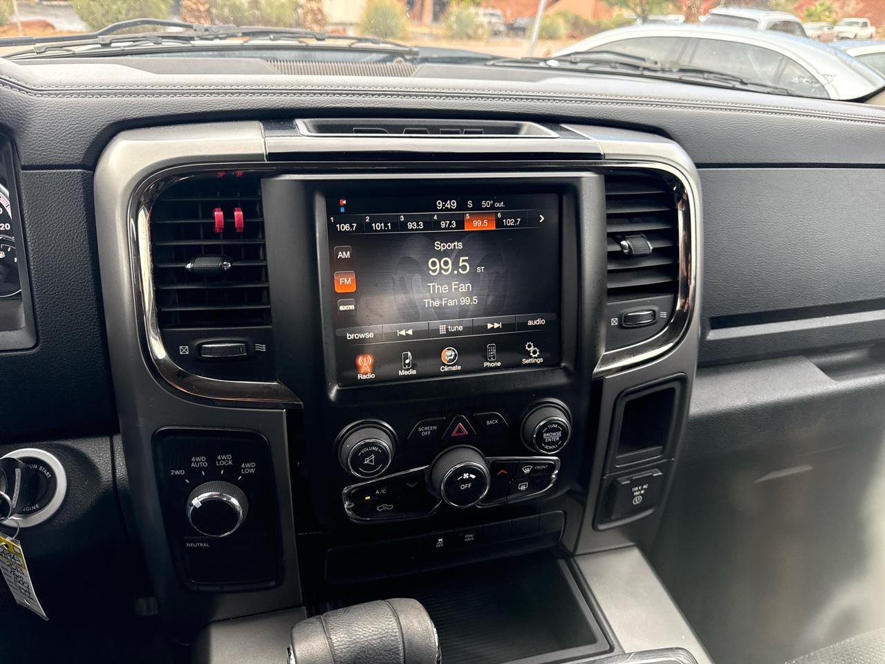 RAM 1500 Sport Crew Cab SWB 4WD 2013