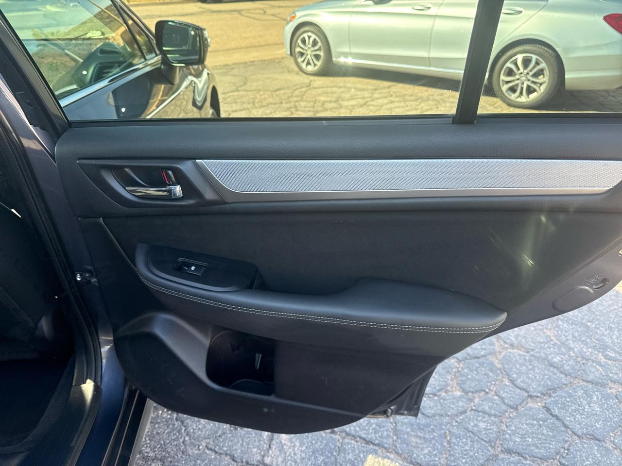 Subaru Outback 2.5i Premium 2017