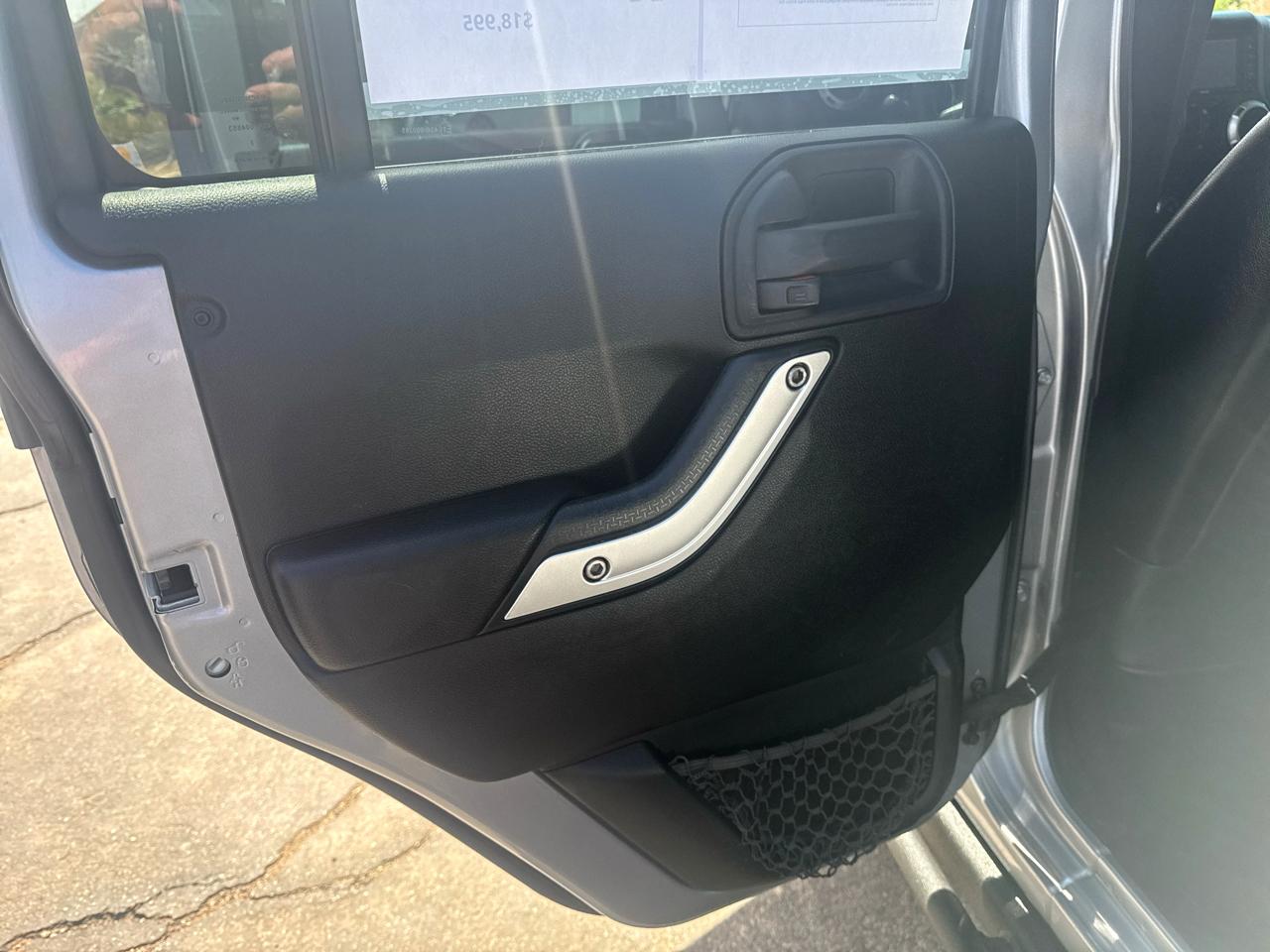 Jeep Wrangler Unlimited Rubicon 4WD 2013