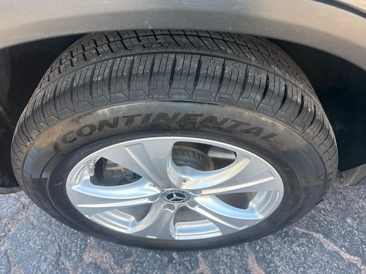 Mercedes-Benz GLC-Class GLC300 4MATIC 2017