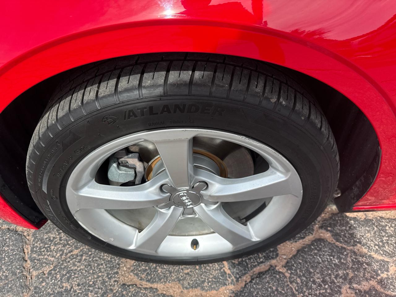 Audi A3 1.8T Premium FWD S tronic 2015