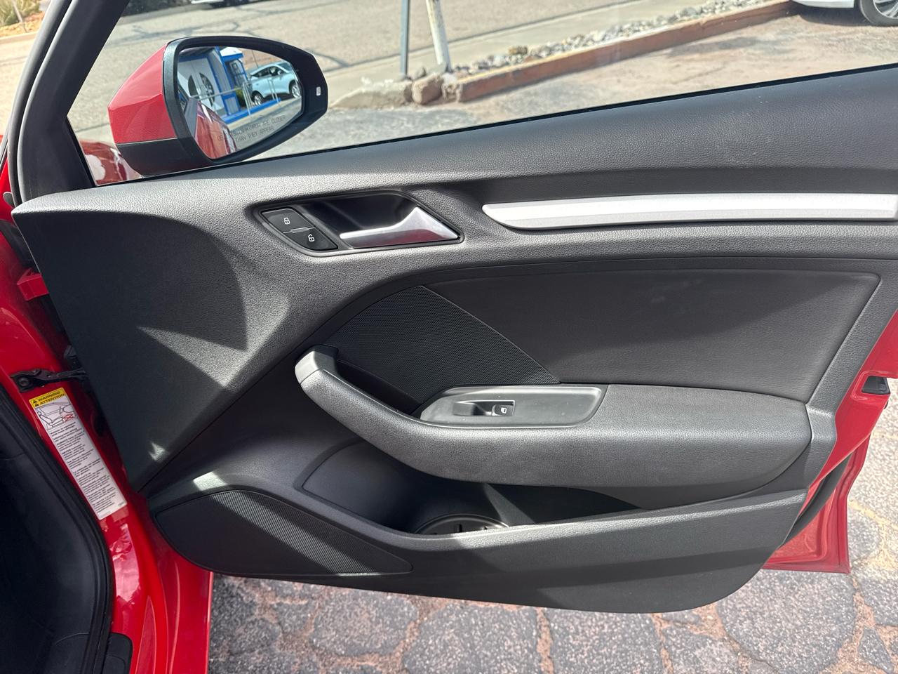 Audi A3 1.8T Premium FWD S tronic 2015