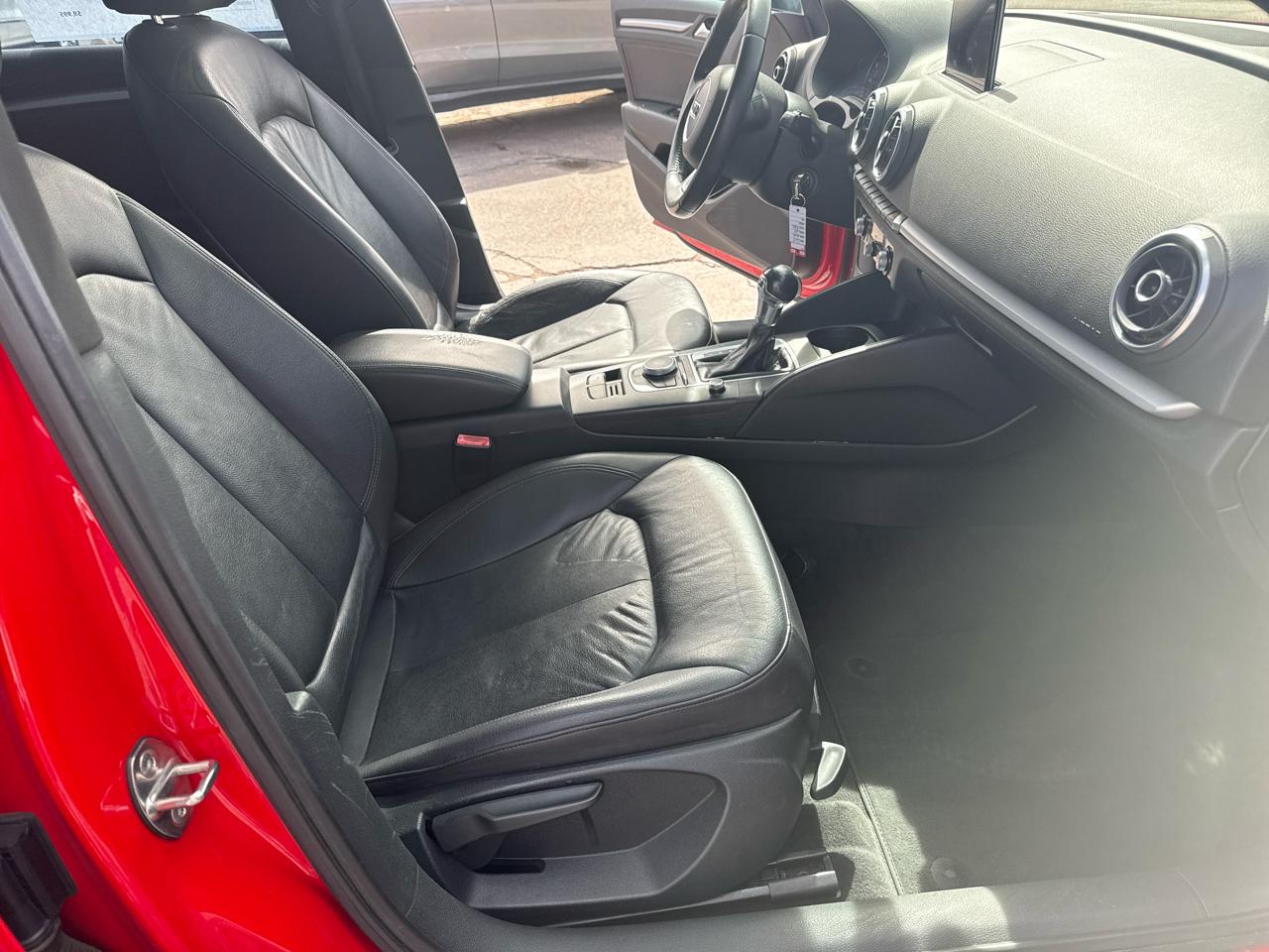 Audi A3 1.8T Premium FWD S tronic 2015