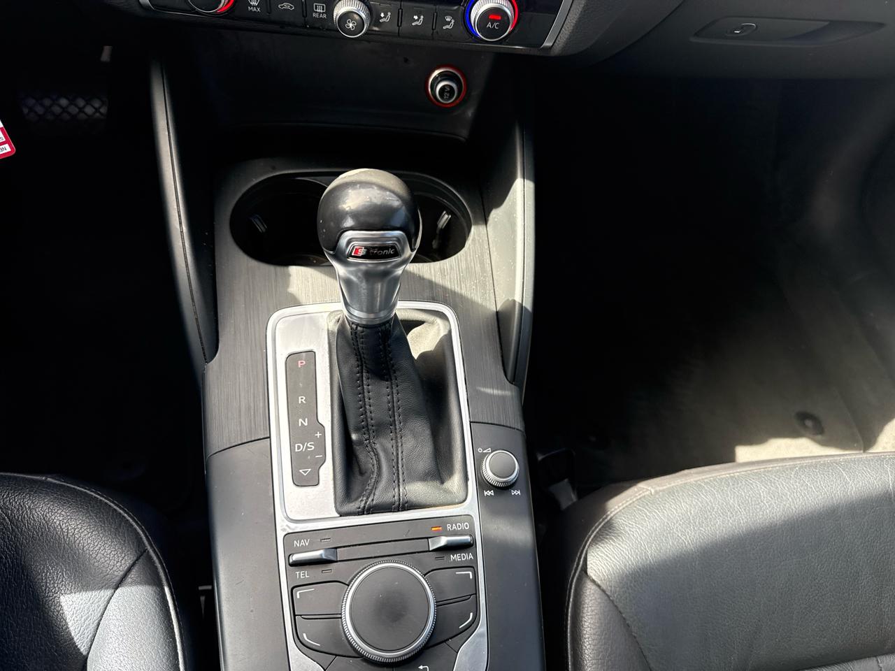 Audi A3 1.8T Premium FWD S tronic 2015