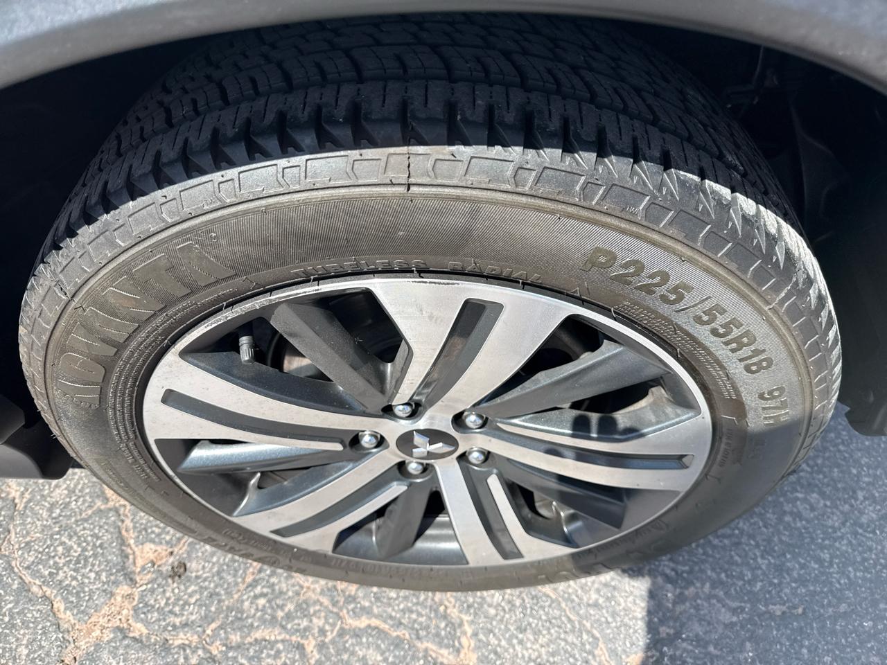 Mitsubishi Outlander Sport 2.0 ES 4WD 2022