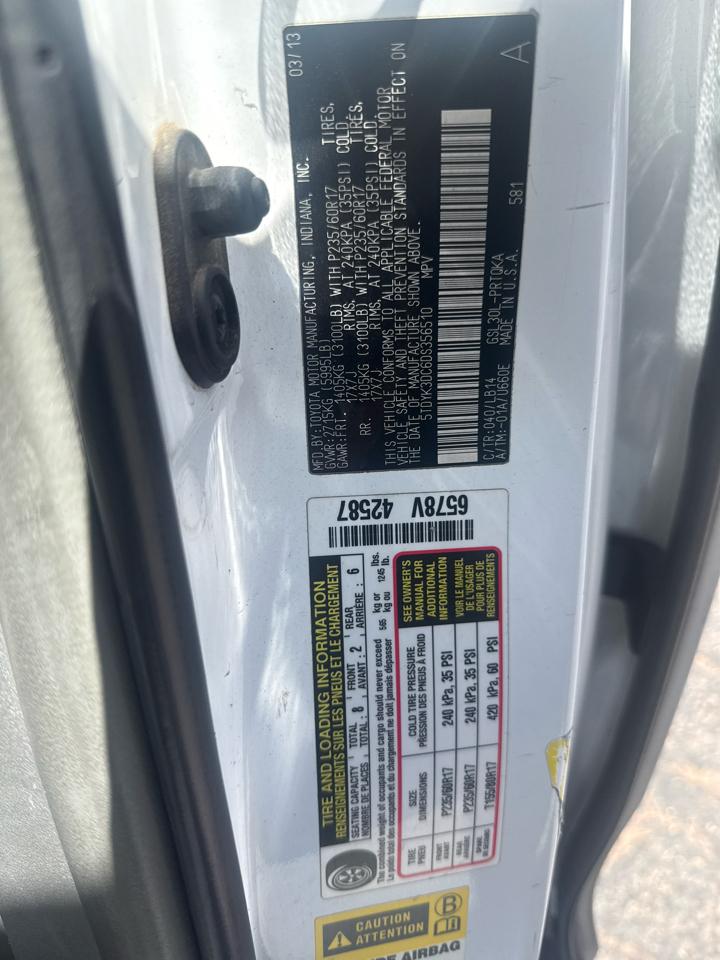 Toyota Sienna XLE FWD 8-Passenger V6 2013