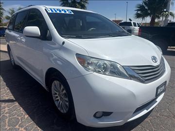 2013 Toyota Sienna XLE FWD 8-Passenger V6