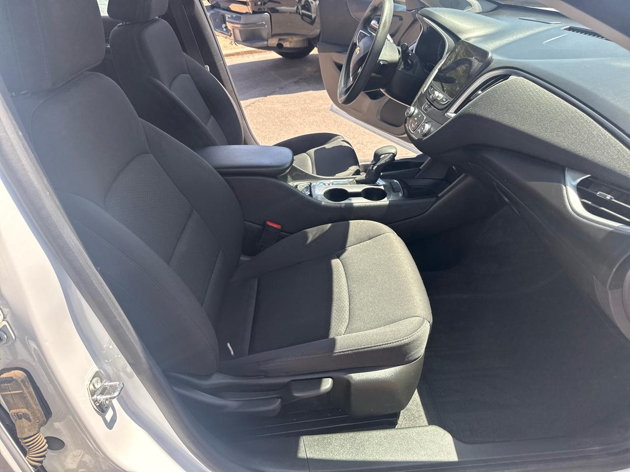 Chevrolet Malibu LS 2023