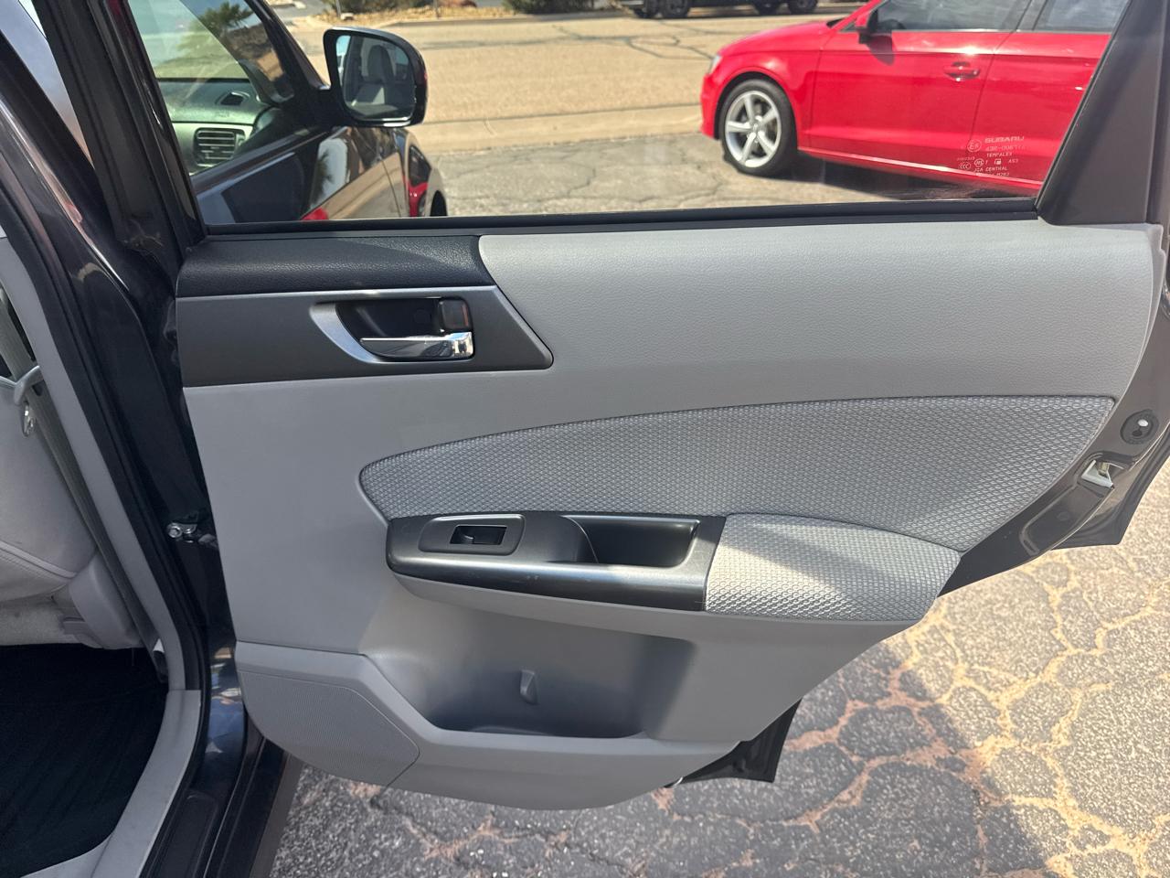 Subaru Forester 2.5X Premium 2013