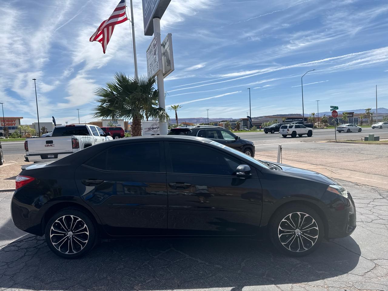 Toyota Corolla S Premium CVT 2015