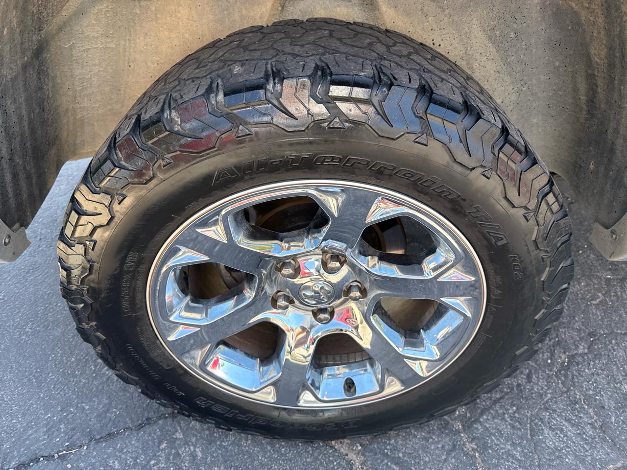 RAM 1500 Laramie Crew Cab SWB 4WD 2017