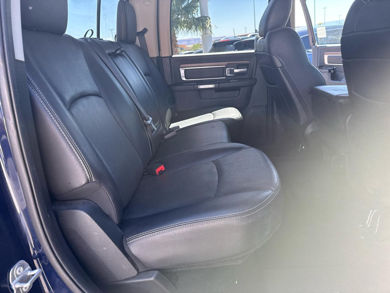 RAM 1500 Laramie Crew Cab SWB 4WD 2017
