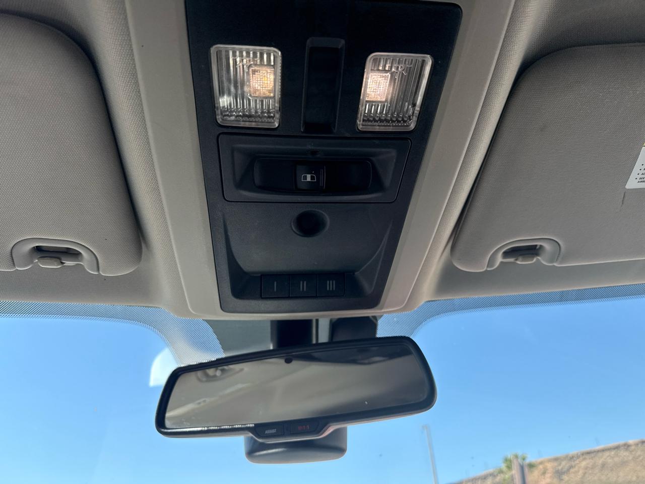 RAM 1500 Laramie Crew Cab SWB 4WD 2017