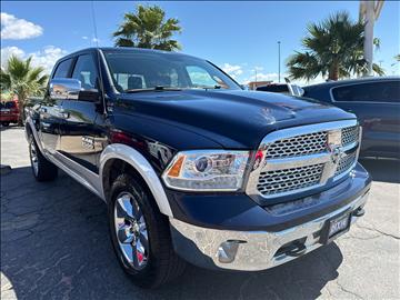 2017 RAM 1500 Laramie Crew Cab SWB 4WD