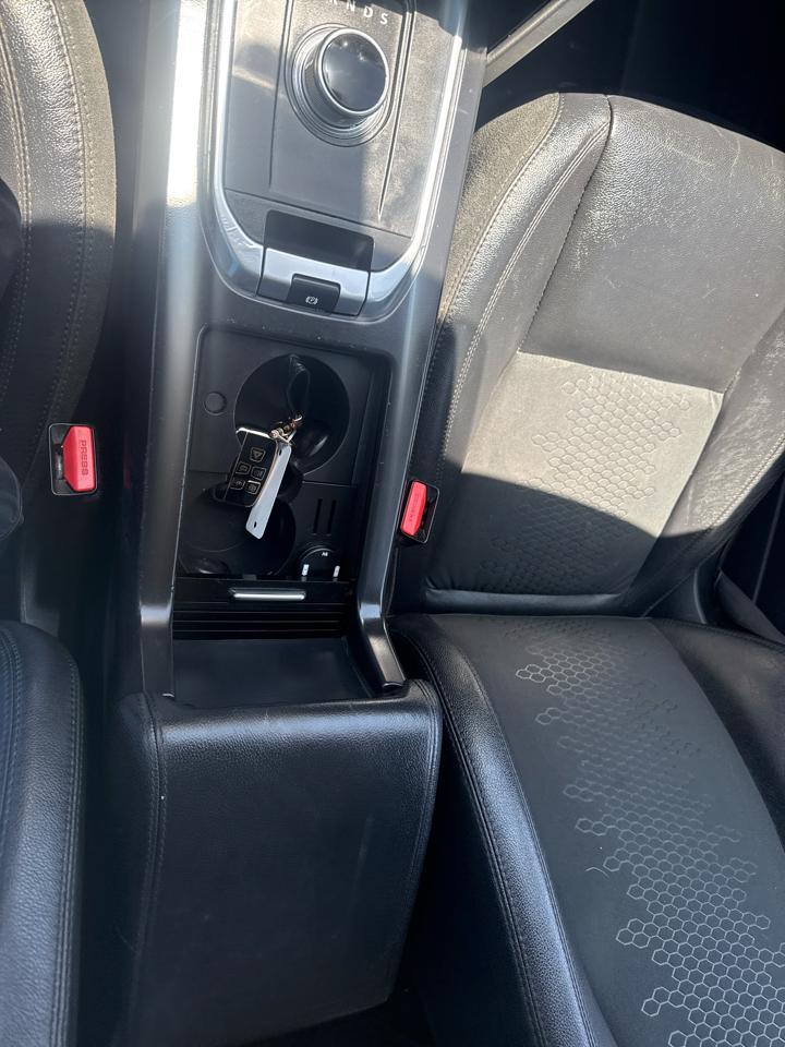 Land Rover Discovery Sport SE 2015