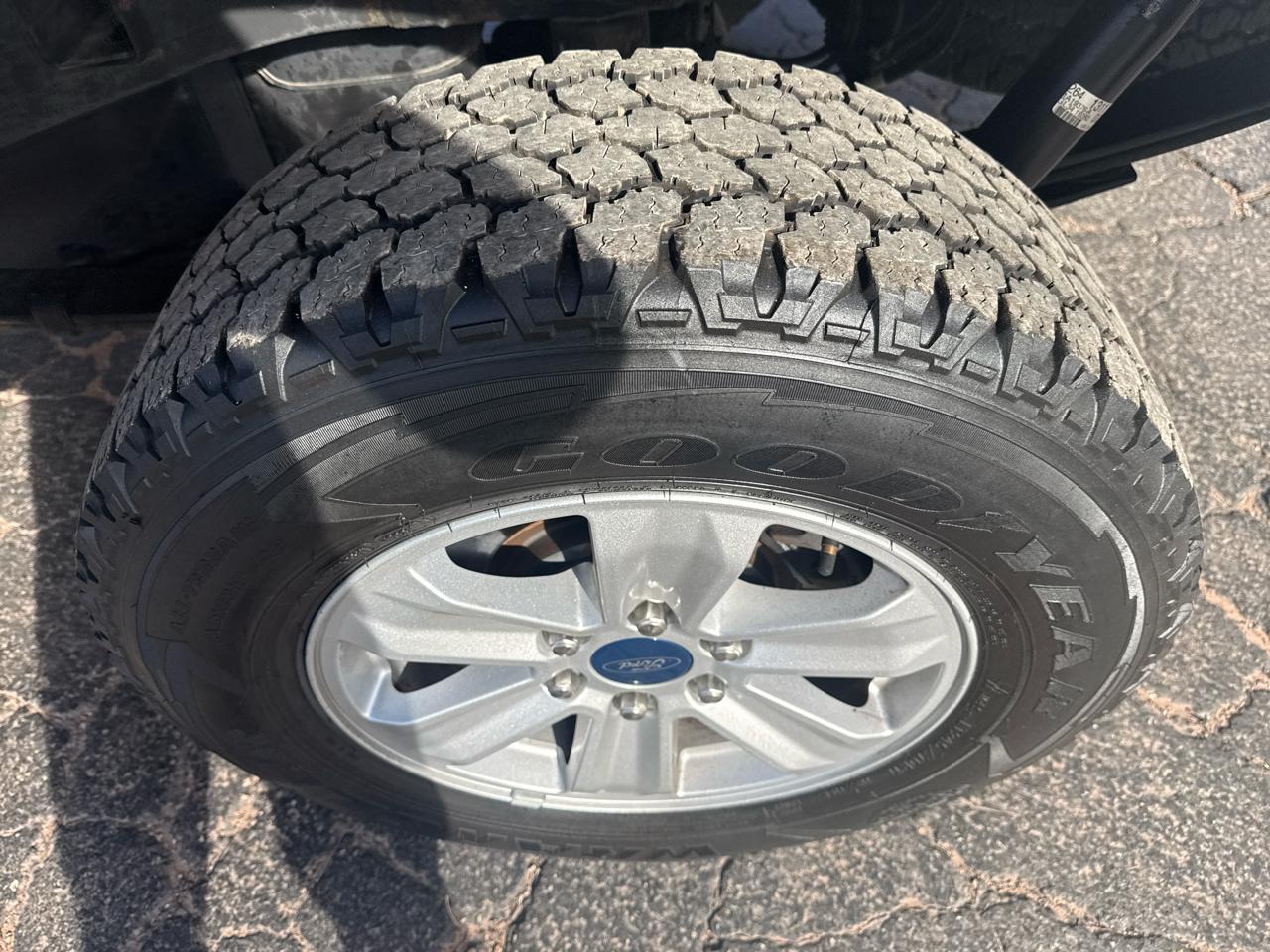 Ford F-150 XL SuperCrew 5.5-ft. Bed 4WD 2019