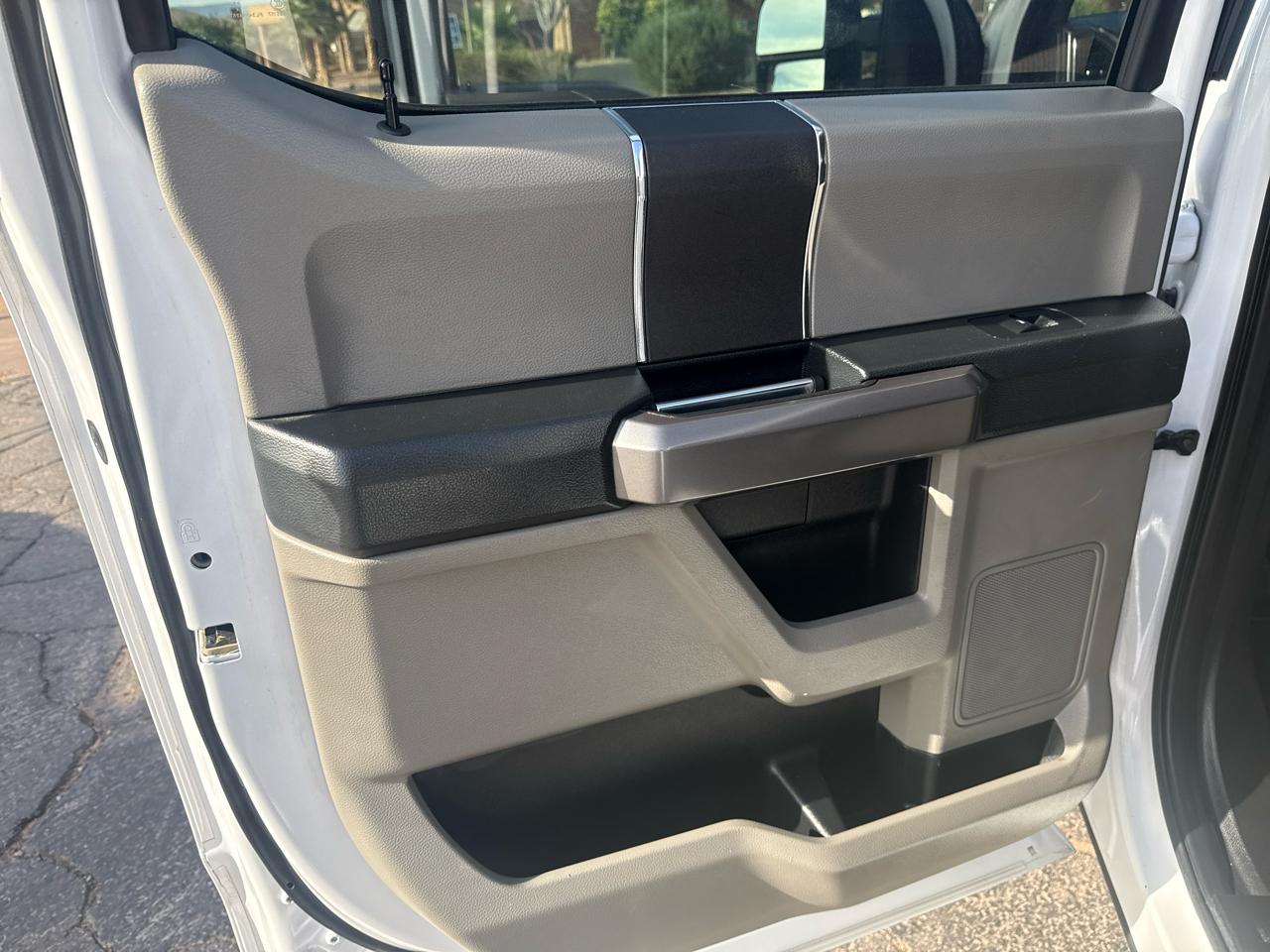 Ford F-150 XL SuperCrew 5.5-ft. Bed 4WD 2019