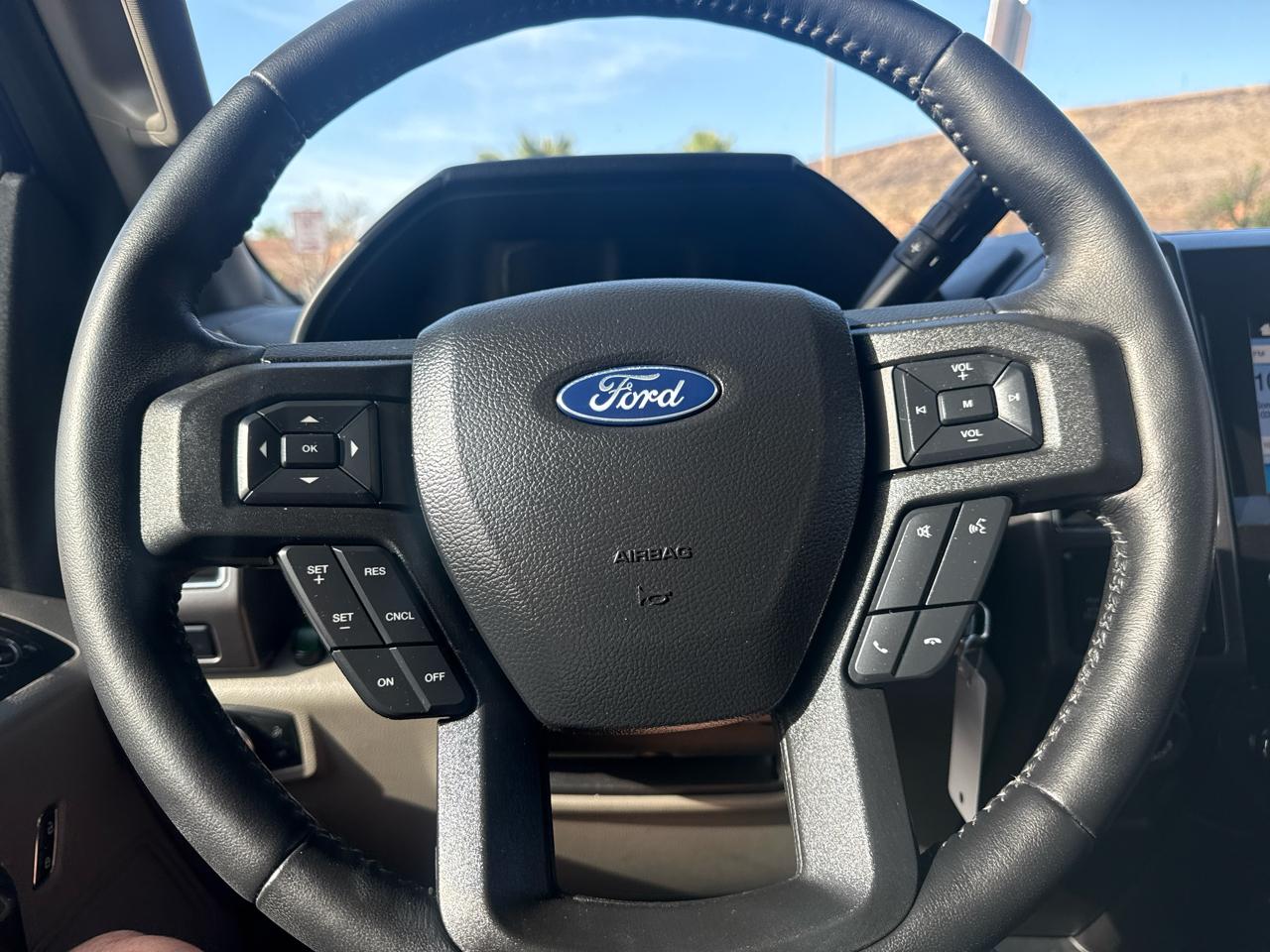 Ford F-150 XL SuperCrew 5.5-ft. Bed 4WD 2019