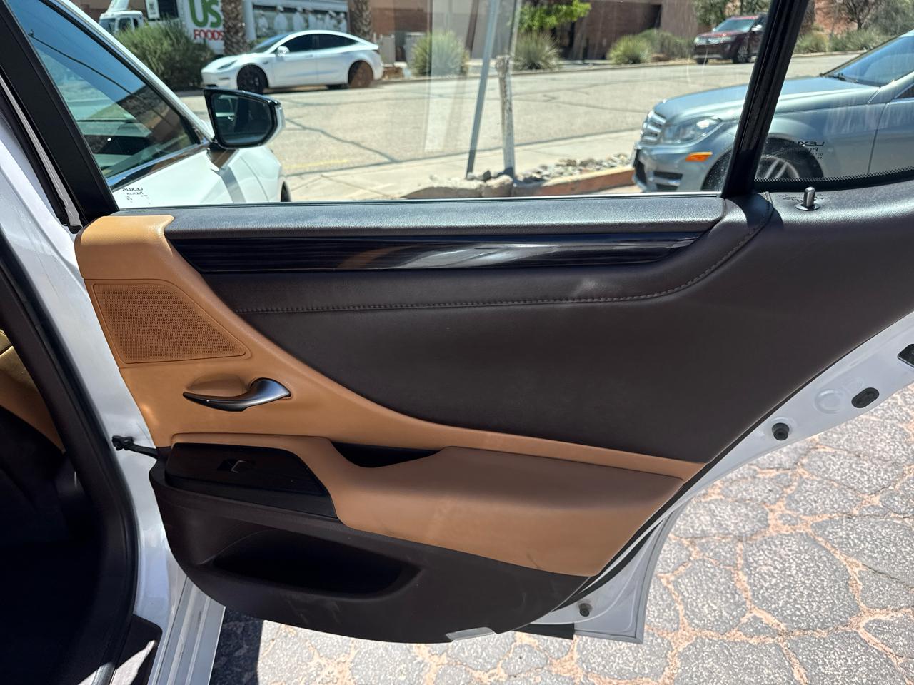 Lexus ES 250 Premium 2021