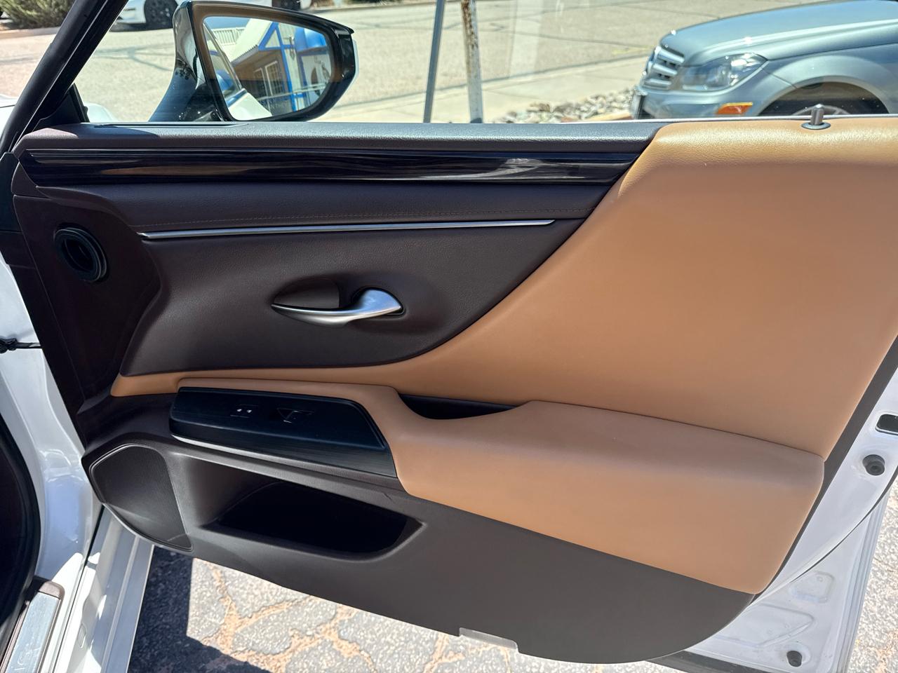 Lexus ES 250 Premium 2021
