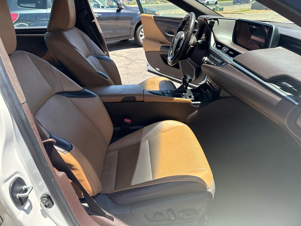 Lexus ES 250 Premium 2021
