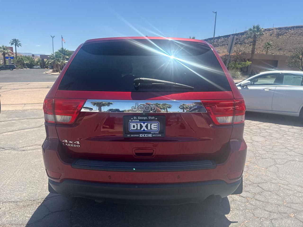 Jeep Grand Cherokee Laredo 4WD 2013
