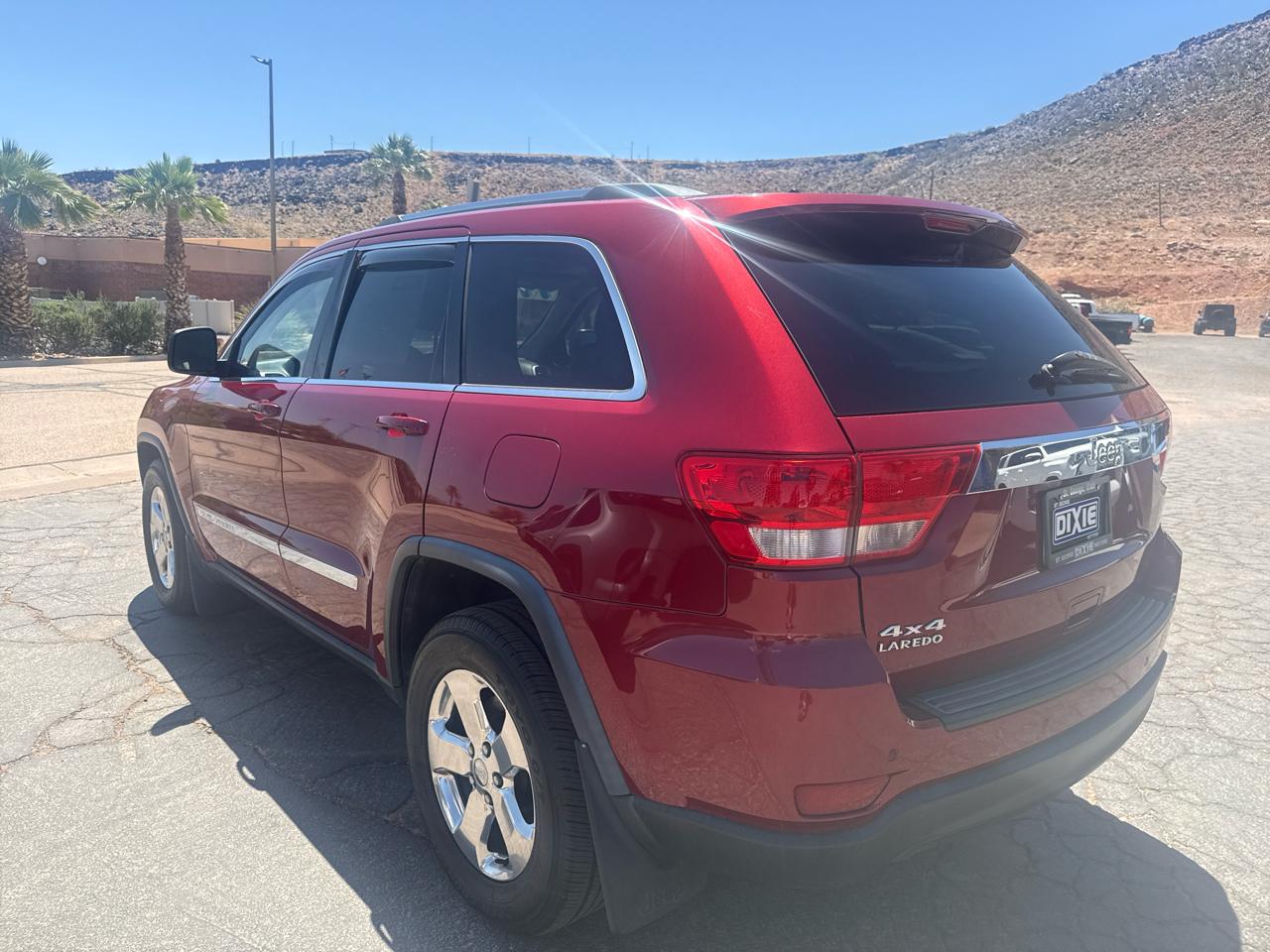 Jeep Grand Cherokee Laredo 4WD 2013