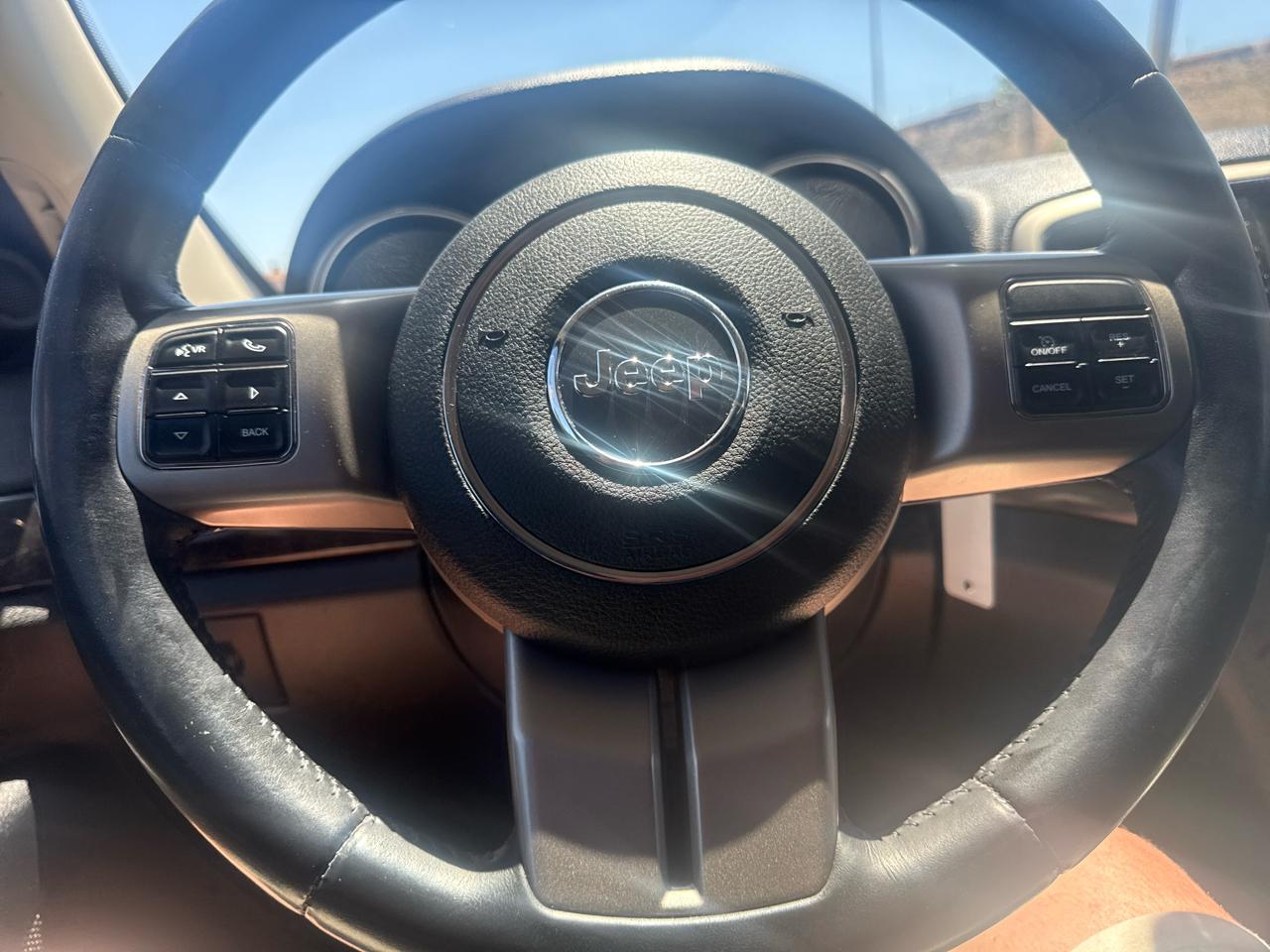 Jeep Grand Cherokee Laredo 4WD 2013