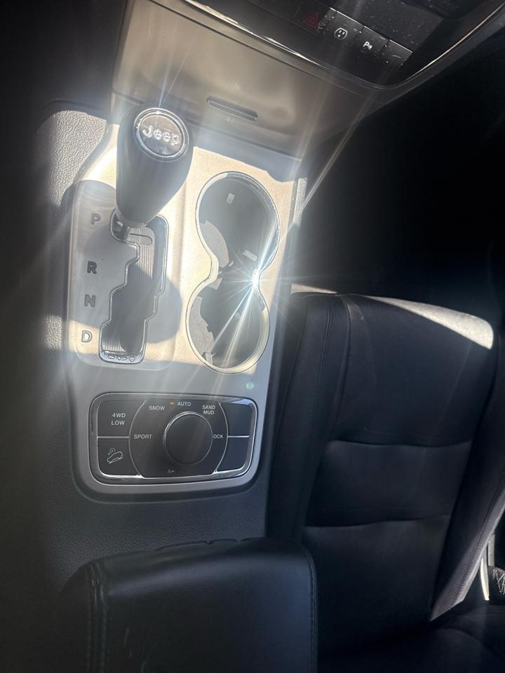 Jeep Grand Cherokee Laredo 4WD 2013