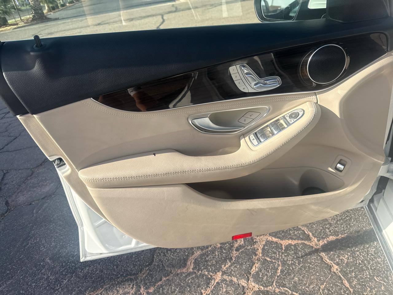 Mercedes-Benz C-Class C300 4MATIC Sedan 2015