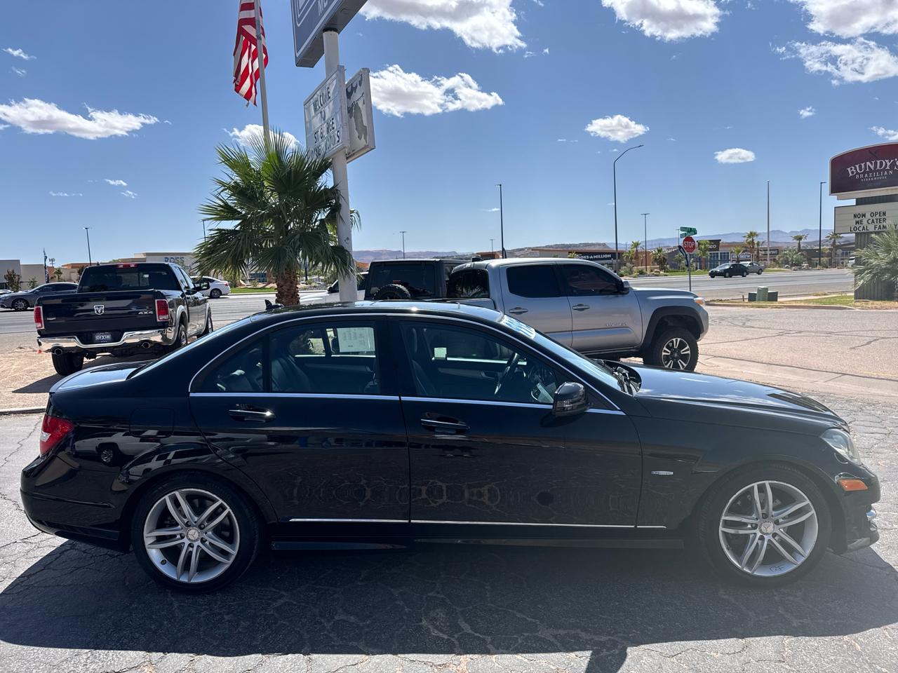 Mercedes-Benz C-Class C250 Luxury Sedan 2012